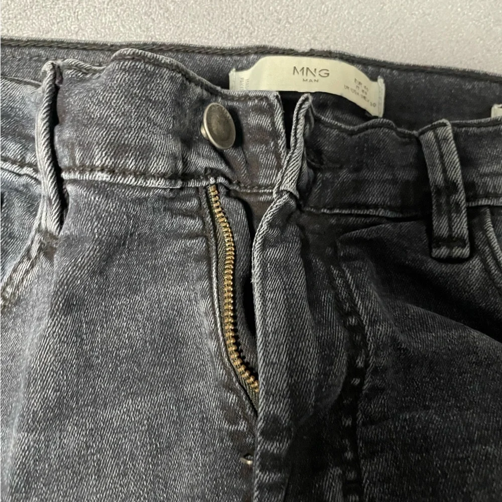 Mango Man Jude Skinny black stretchy jeans in size 30